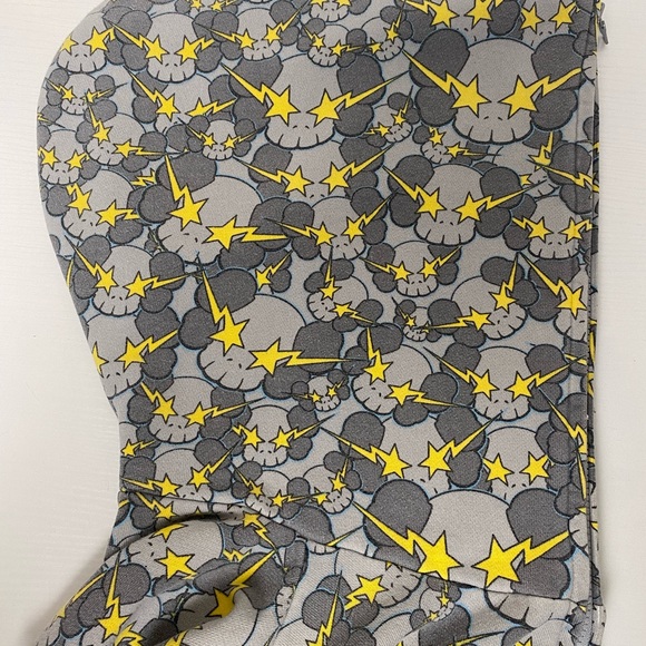 A Bathing Ape Bape Kaws Bapesta Skullsta Star Lightning Men’s XL Hoodie (Rare!) - Picture 6 of 12